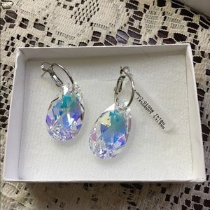 Swarvoski crystal drop earrings